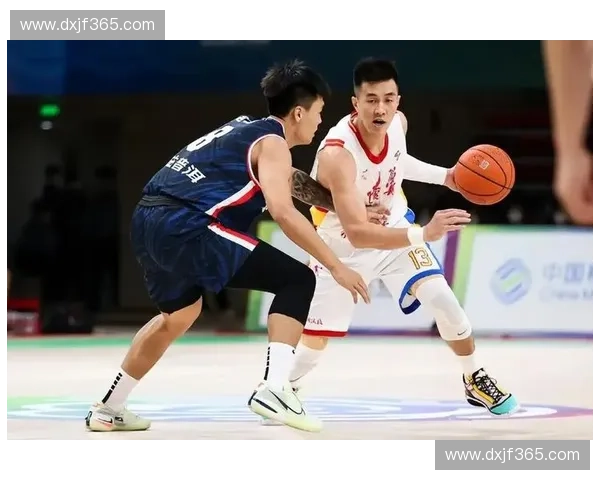 中国男篮世界杯预选赛迎来关键对决新生代球员能否扛起冲击奥运重任
